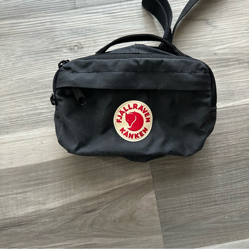 Fjallraven Kånken Black classic 2L Hip Pack Bag